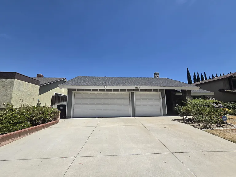 1472 Spruce Tree Dr — Photo 1