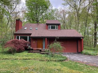 4 Nancy Dr, Lagrangeville, NY 12540