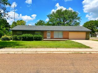 501 S Pike St, Sublette, KS 67877