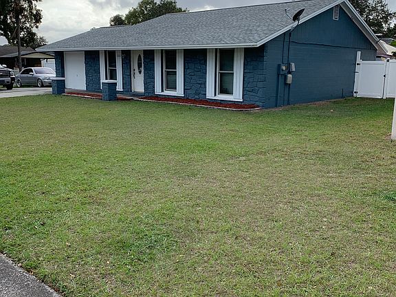 5th image of 1202 Windy Hill Dr