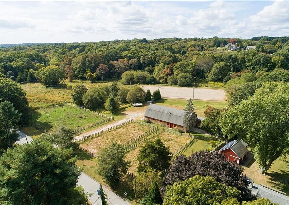 1100 Lloyd Rd Saunderstown, RI, 02874 Apartments for Rent Zillow