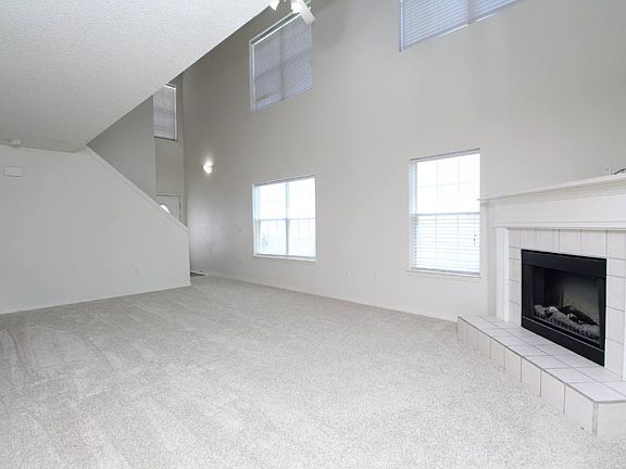 4th image of 6209 Cottage Woods Dr