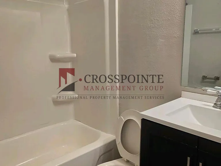 Chase Knoll Studios — Photo 11