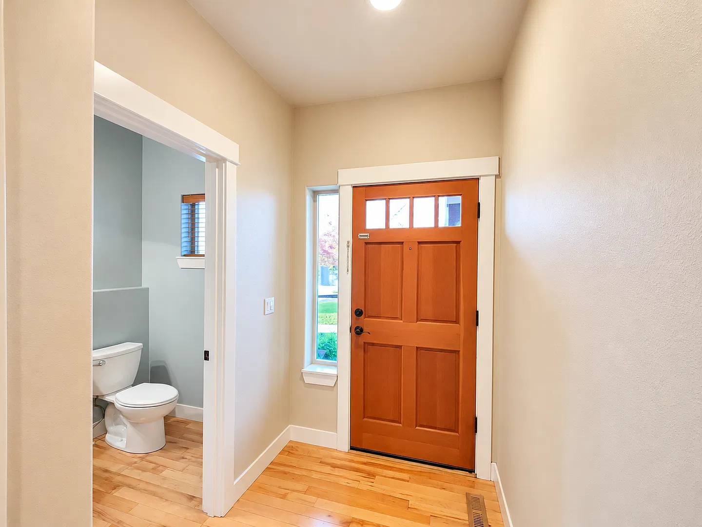 Spacious 3-Bedroom Bend Home with Two Offices, Bonus Room & Fenced Backyard! — Photo 3