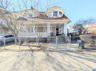 105 Washington Terrace, Bridgeport, CT 06604