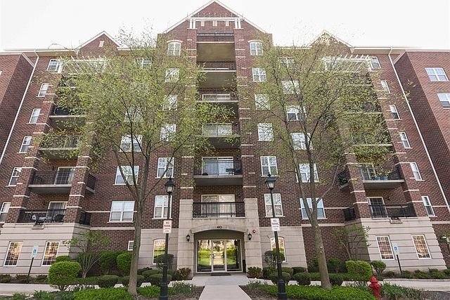 1st image of 410 W Mahogany Ct #409