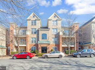 12180 Abington Hall Pl APT 301, Reston, VA 20190