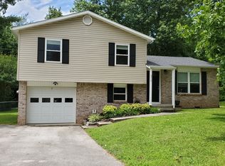 5717 Montina Rd, Knoxville, TN 37912