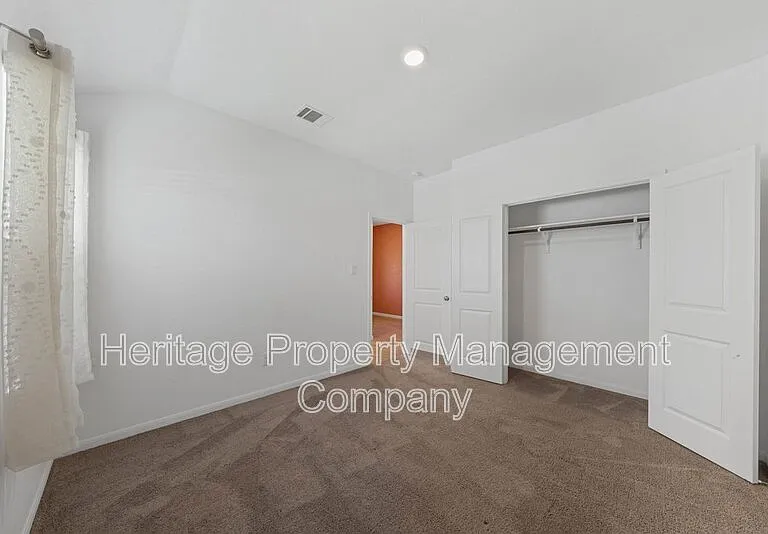 2700 Coral Valley — Photo 30