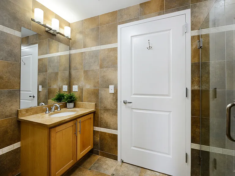 632 Grand St #303-A — Photo 3
