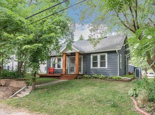 2655 Medicine Ridge Rd, Plymouth, MN 55441