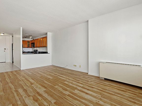 3rd image of 2728 N Hampden Ct APT 1706