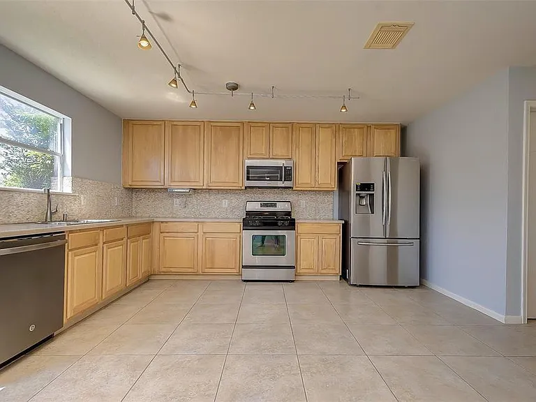 6707 Wild Pecan Trl — Photo 7