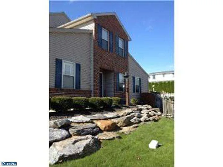 1106 Wynnewood Dr photo 1