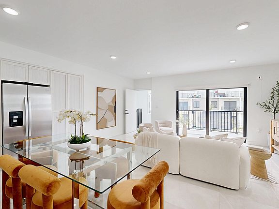 Second floor Living Area