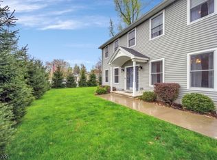 34 Tobyhanna Trl, Hopatcong, NJ 07843