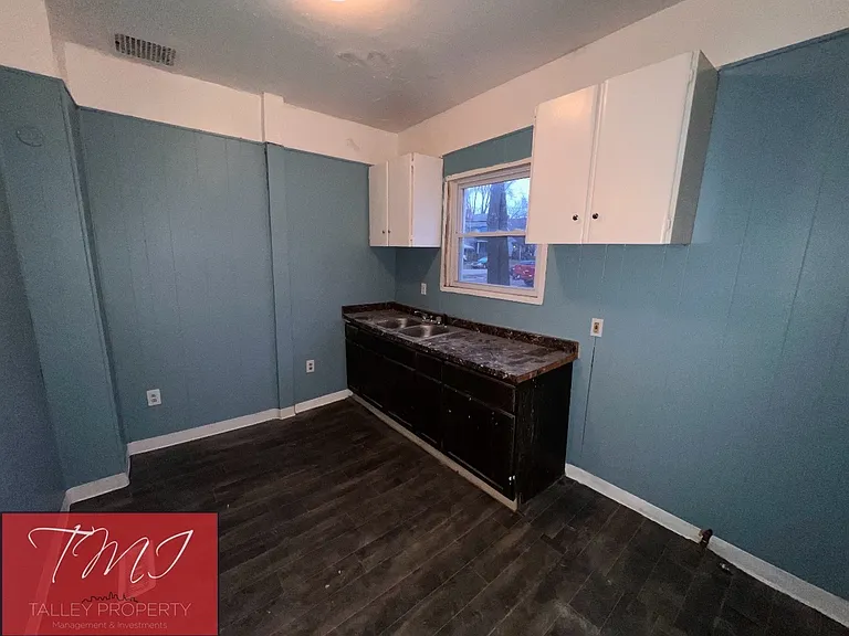 14809 Pepper Ave — Photo 8