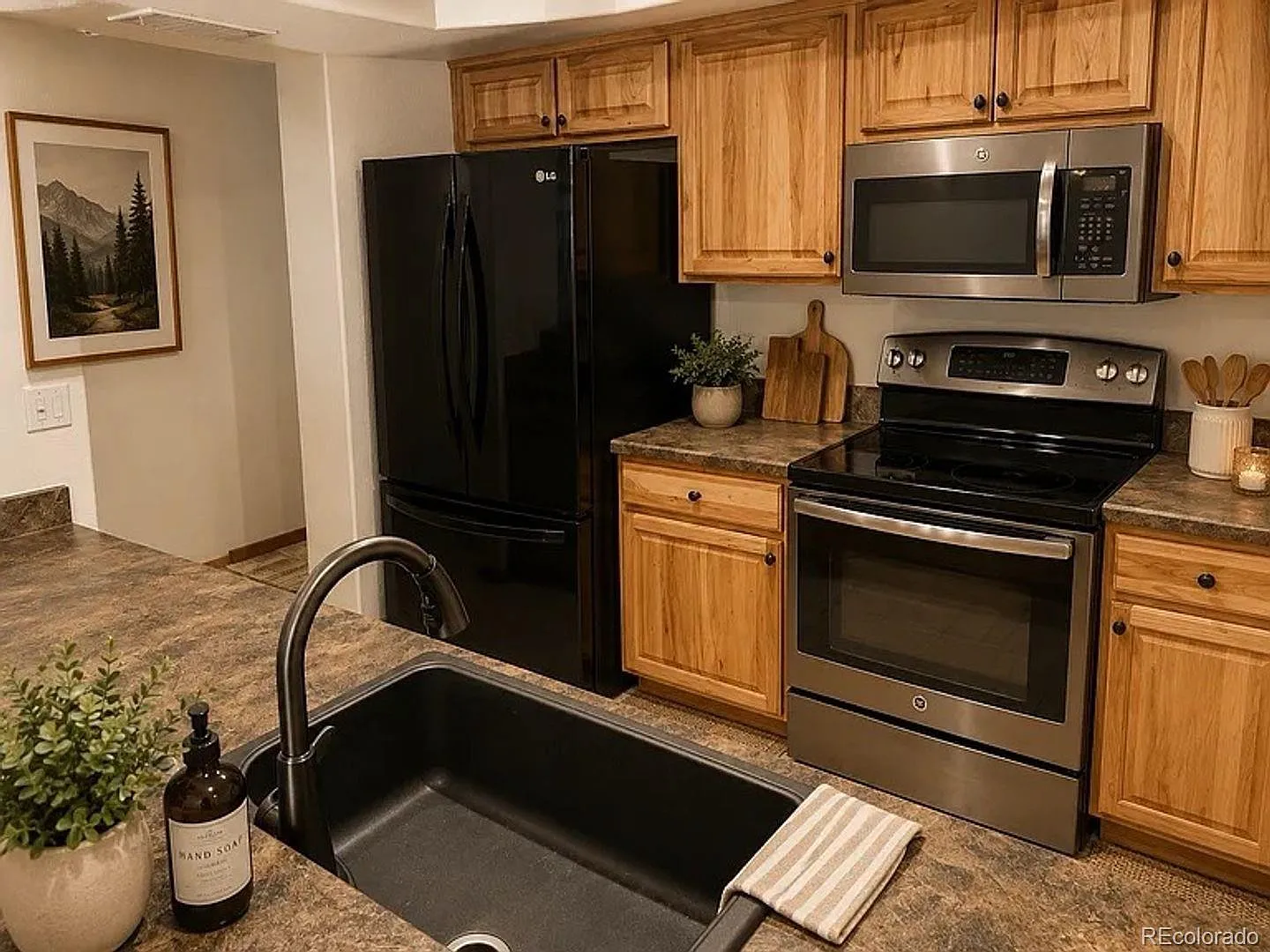 2 bed, 3.0 bath, 1541 sqft, $3,595 — Photo 4