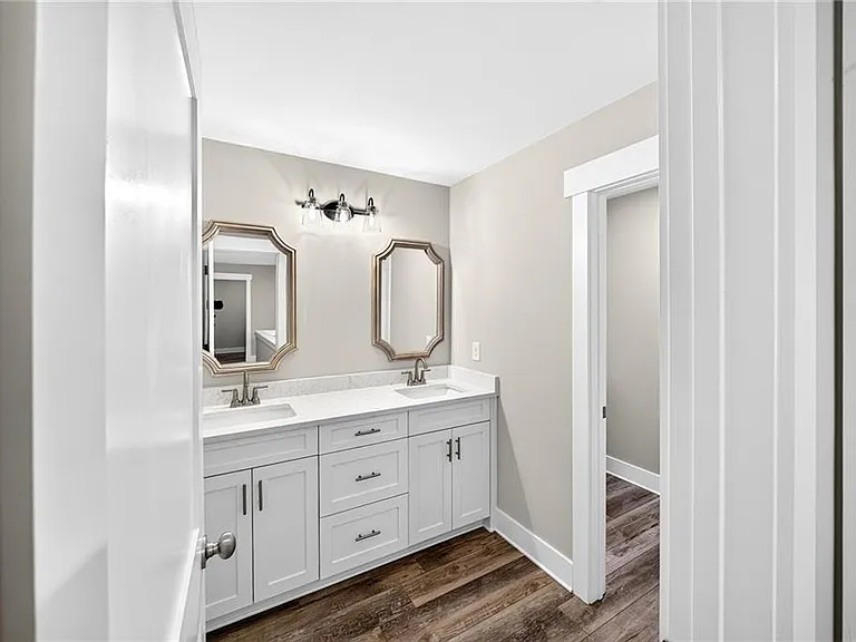 727 Old Collins Rd — Photo 41