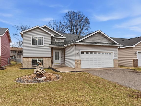 2nd image of 1208 Knickerbocker Ct