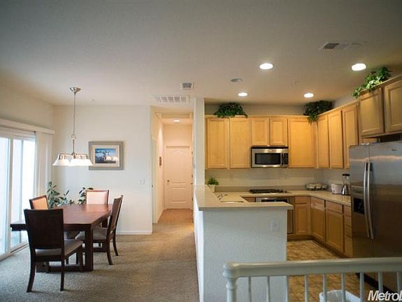 3rd image of 3301 N Park Dr Unit 1811