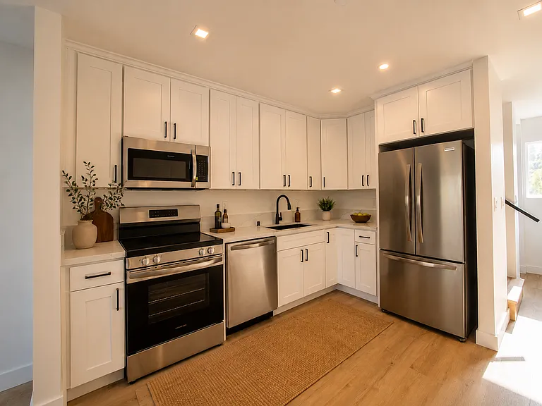 6362 Brooklyn Ave #2 — Photo 9