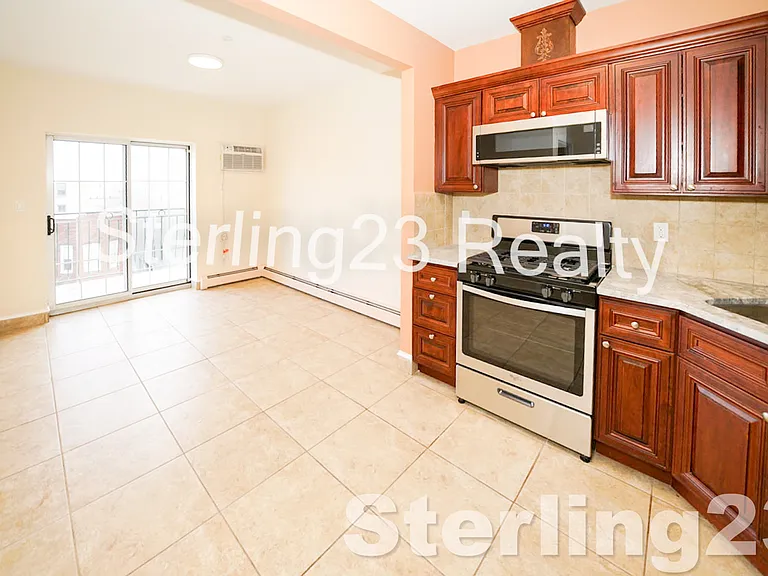 31-56 37th St #4F — Photo 2