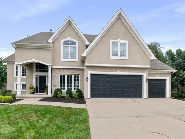 712 Cottonwood Ct, Liberty, MO 64068