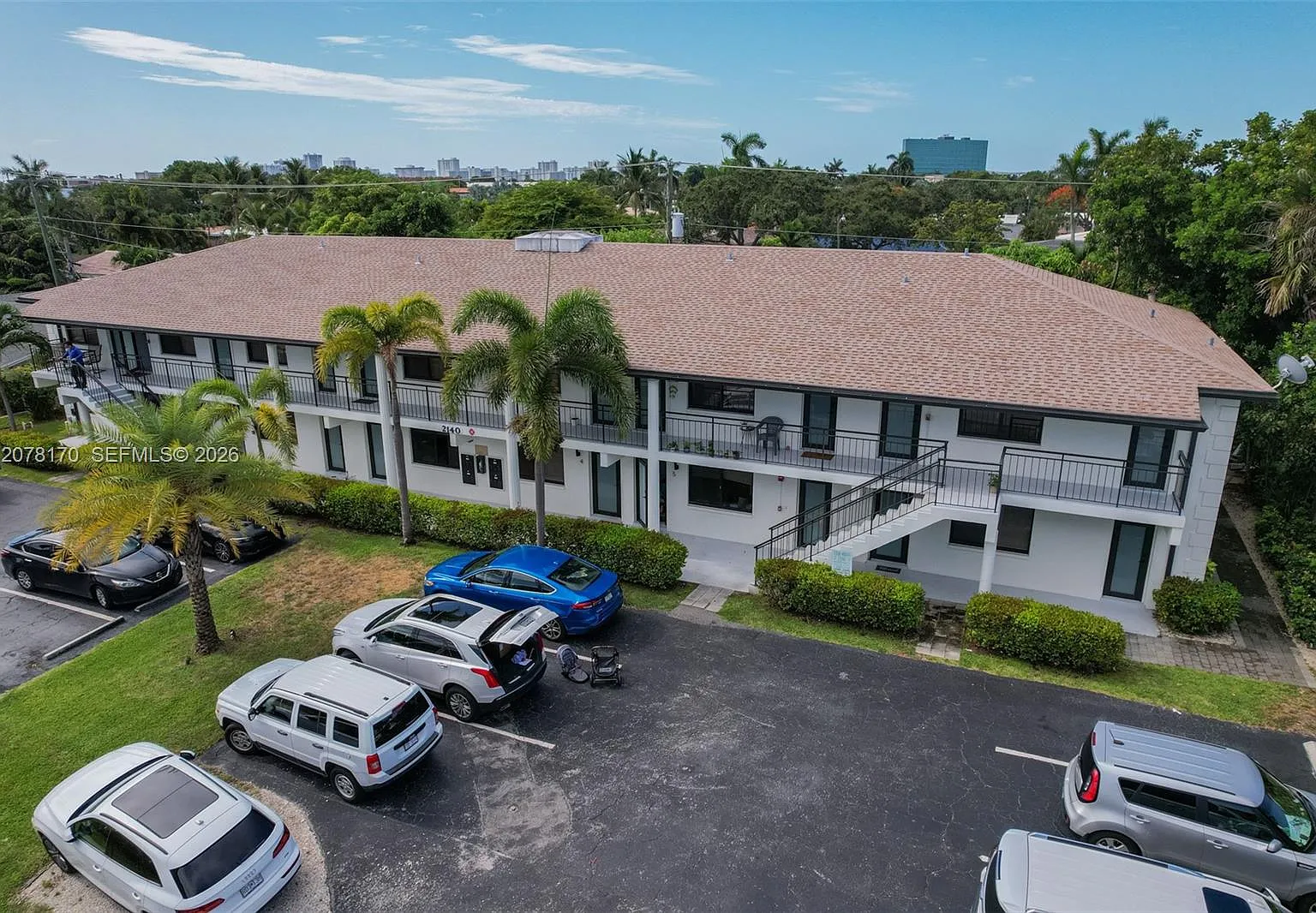 2 bed, 2.0 bath, 1000 sqft, $2,250 — Photo 1