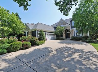 905 Burnham Ct, Aurora, IL 60502