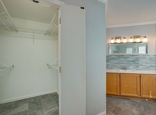 3528 Avalon Cove Dr E, Jacksonville, FL 32224
