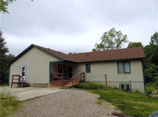 7094 Homestead Rd, Morgantown, IN 46160