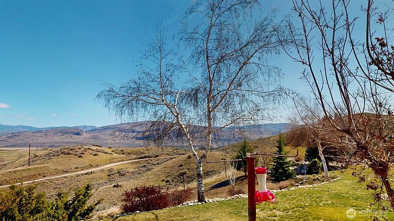 4th image of 1811 Pine Creek
