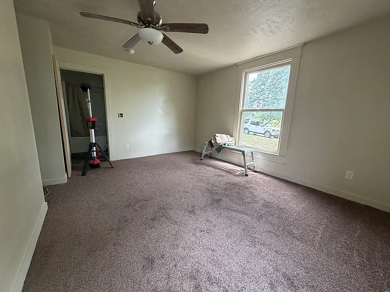 600 W Cave St — Photo 21