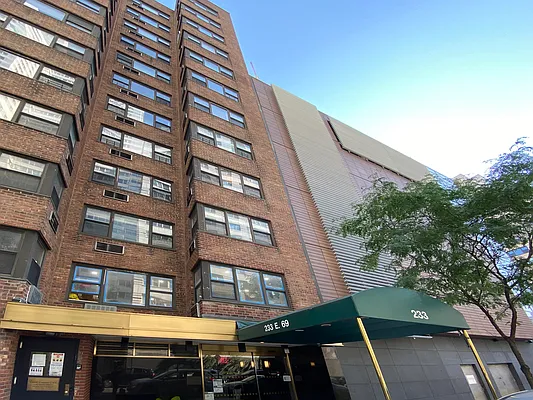 Sold by Brown Harris Stevens | media 10