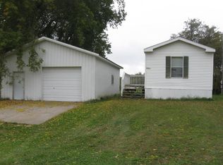 5200 Peterman St, Millersburg, MI 49759
