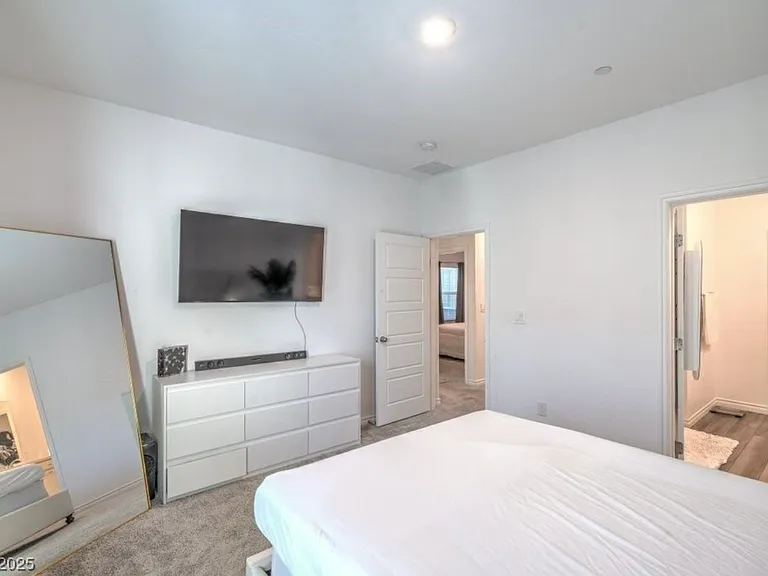 7318 N Decatur Blvd #4 — Photo 14