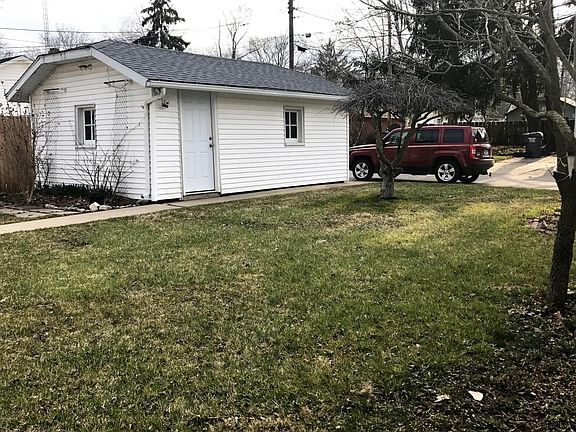 2nd image of 1408 Langley Ave