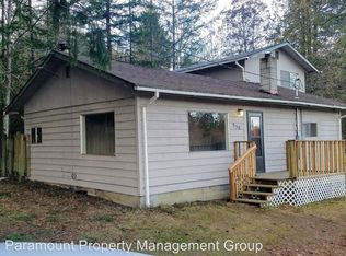 950 NW Hogan Ln, Bremerton, WA 98311