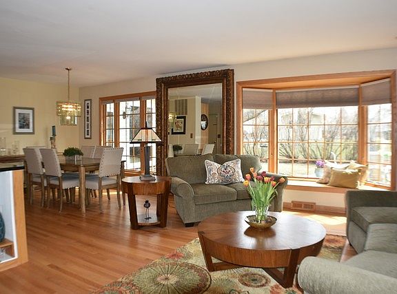4th image of 4025 Hudson Dr