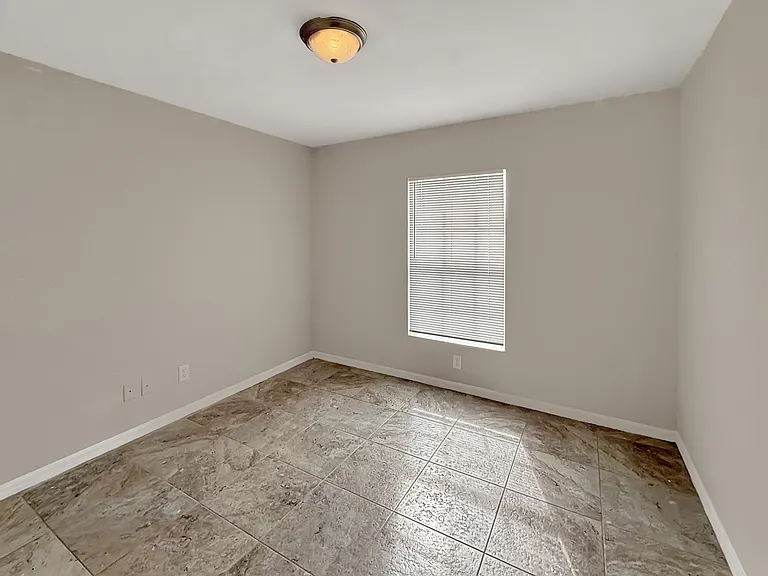 2303 Ansel Ave S — Photo 16