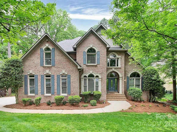 8162 Buena Vista Dr, Denver, NC 28037