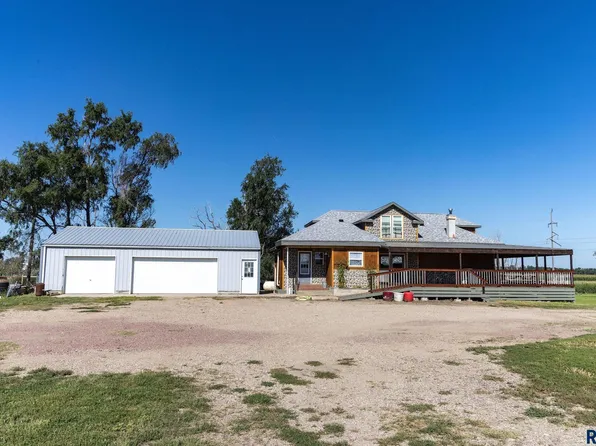 38855 254th St, White Lake, SD 57368