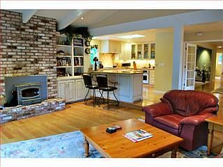 5th image of 13800 Yerba Santa Ct