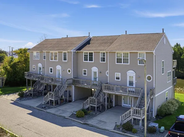 5 Southwinds Dr, Little Egg Harbor, NJ 08087