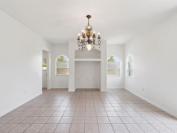 3rd image of 7045 Branch Ct