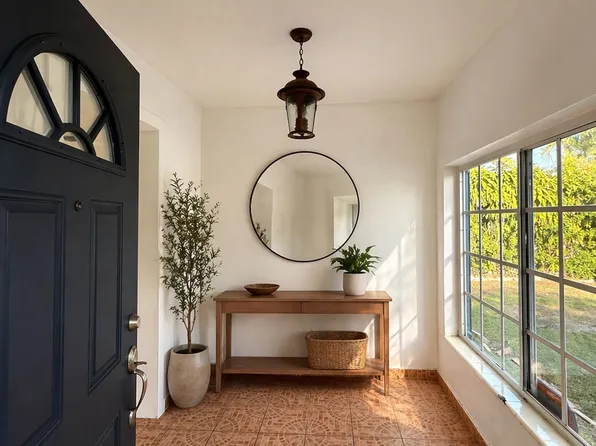 321 NE 169th St, North Miami Beach, FL 33162