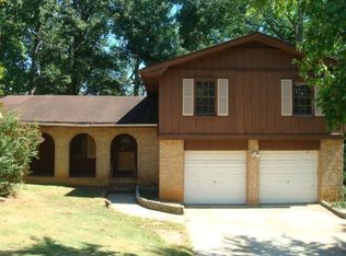 2254 Emerald Springs Dr, Decatur, GA 30035