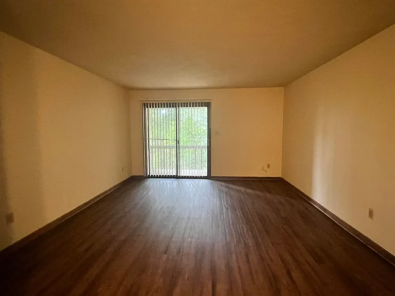 1598 Kay Ave #B — Photo 2