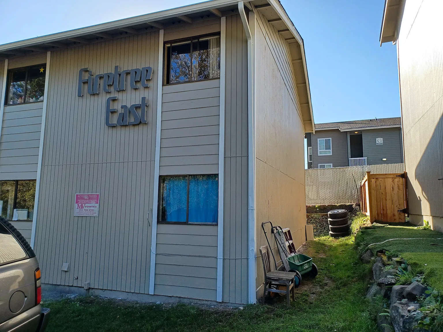 S 305th Pl, Federal Way — Photo 2